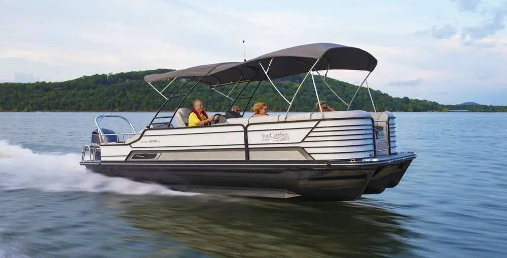 10 of the Best Pontoon Boats Of 2017