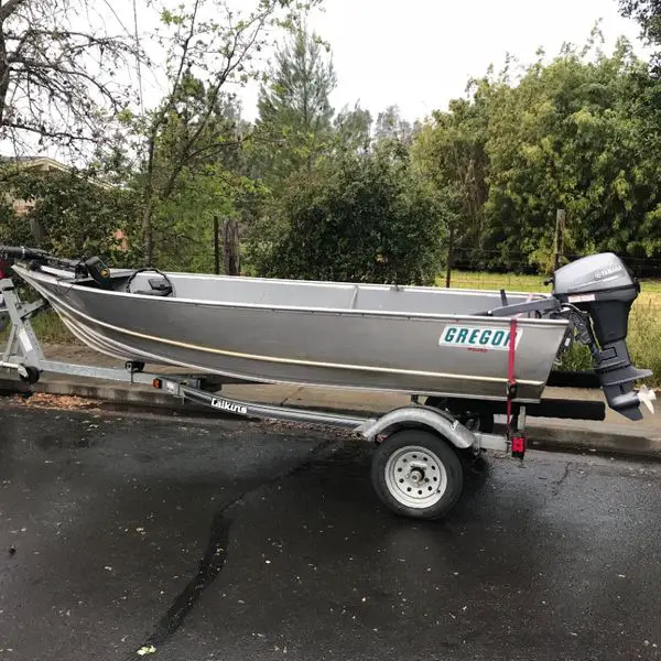 12 Ft Gregor Aluminum Boat for Sale in Sonoma, CA