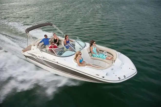2015 Hurricane SunDeck SD 2400 IO Deck Boat Boat Review ...