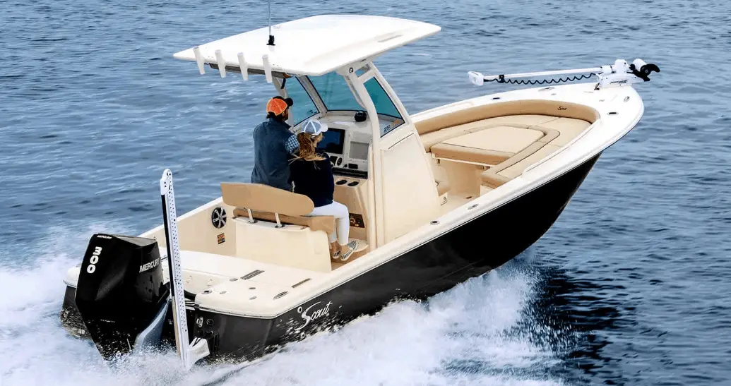 9 Best Center Console Boats For 2020