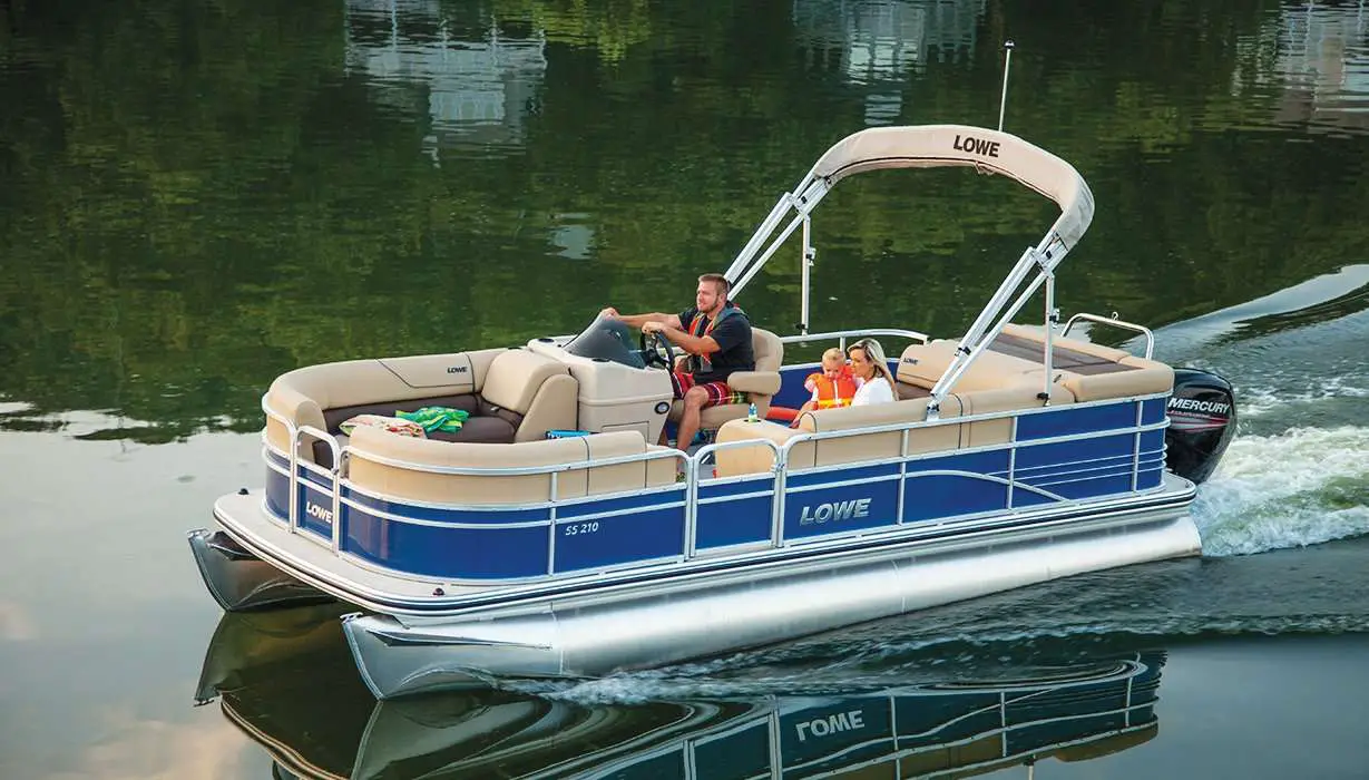 Best Pontoon For Fishing And Skiing