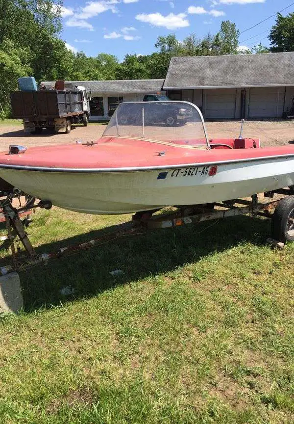 Boat and trailer for Sale in East Windsor, CT