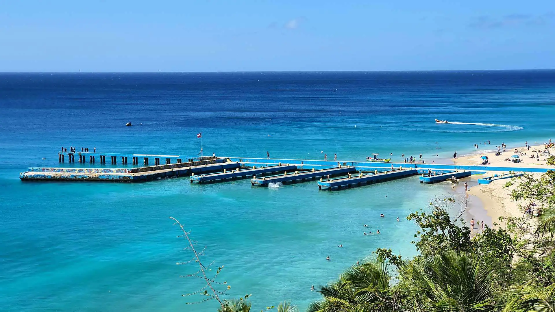 Crash Boat Beach Come to Aguadilla and Visit This Beautiful Beach