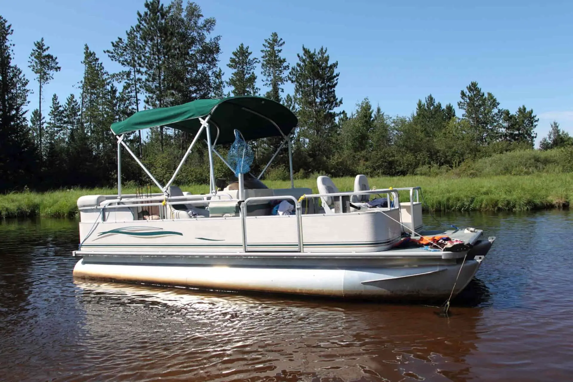 Do You Need A License To Drive A Pontoon Boat? Essential ...