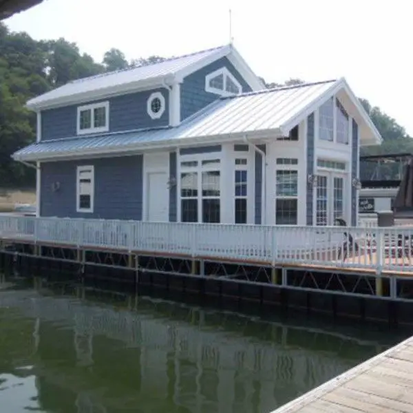 Enjoy Cottage Living On The Lake With This Cozy 2