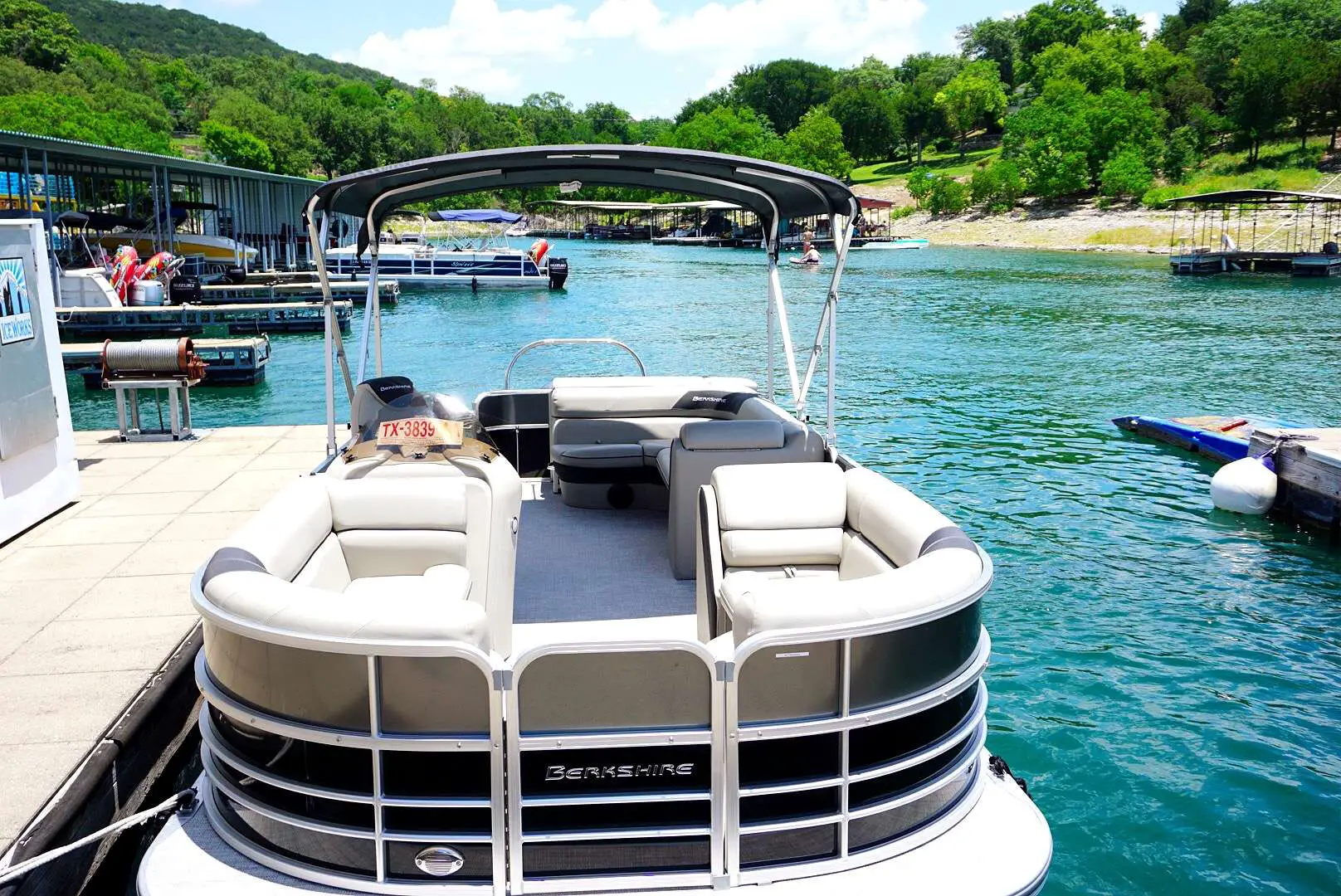 Lake Travis Boat Rentals at VIP Marina, Austin,TX