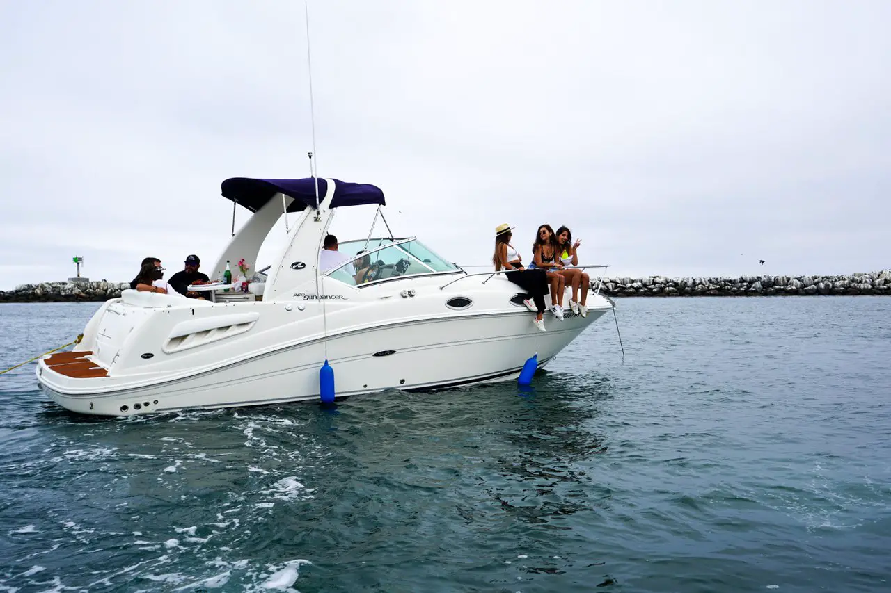 Motor 28.0 Sea Ray Boat Rental in Marina Del Rey 36855