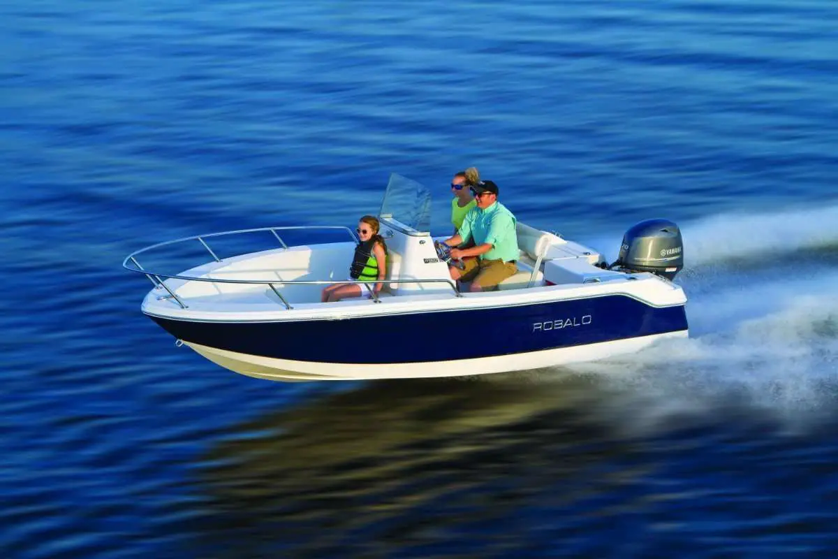 New Robalo R160: Trailer Boats