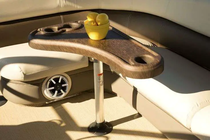Pontoon boat accessories