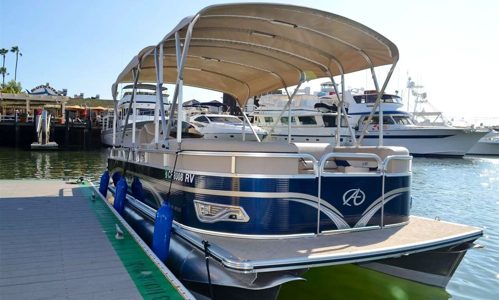 Rent this 21ft Deluxe Avalon Pontoon in Newport Beach, California ...