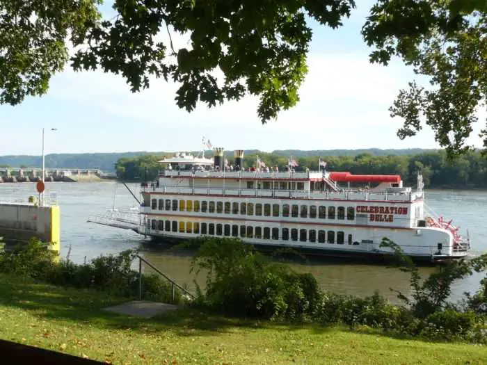 The 7 Best River Cruises You Can Only Take In Illinois