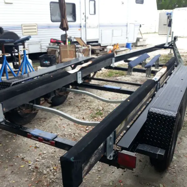Triple axle aluminum trailer 28 to 30 foot size boat for Sale in Palm ...