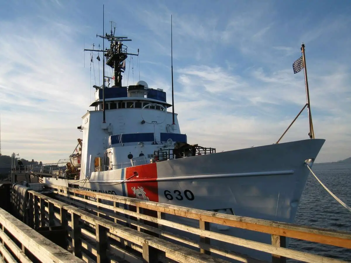 U.S. Coast Guard releases 2013 Recreational Boating ...