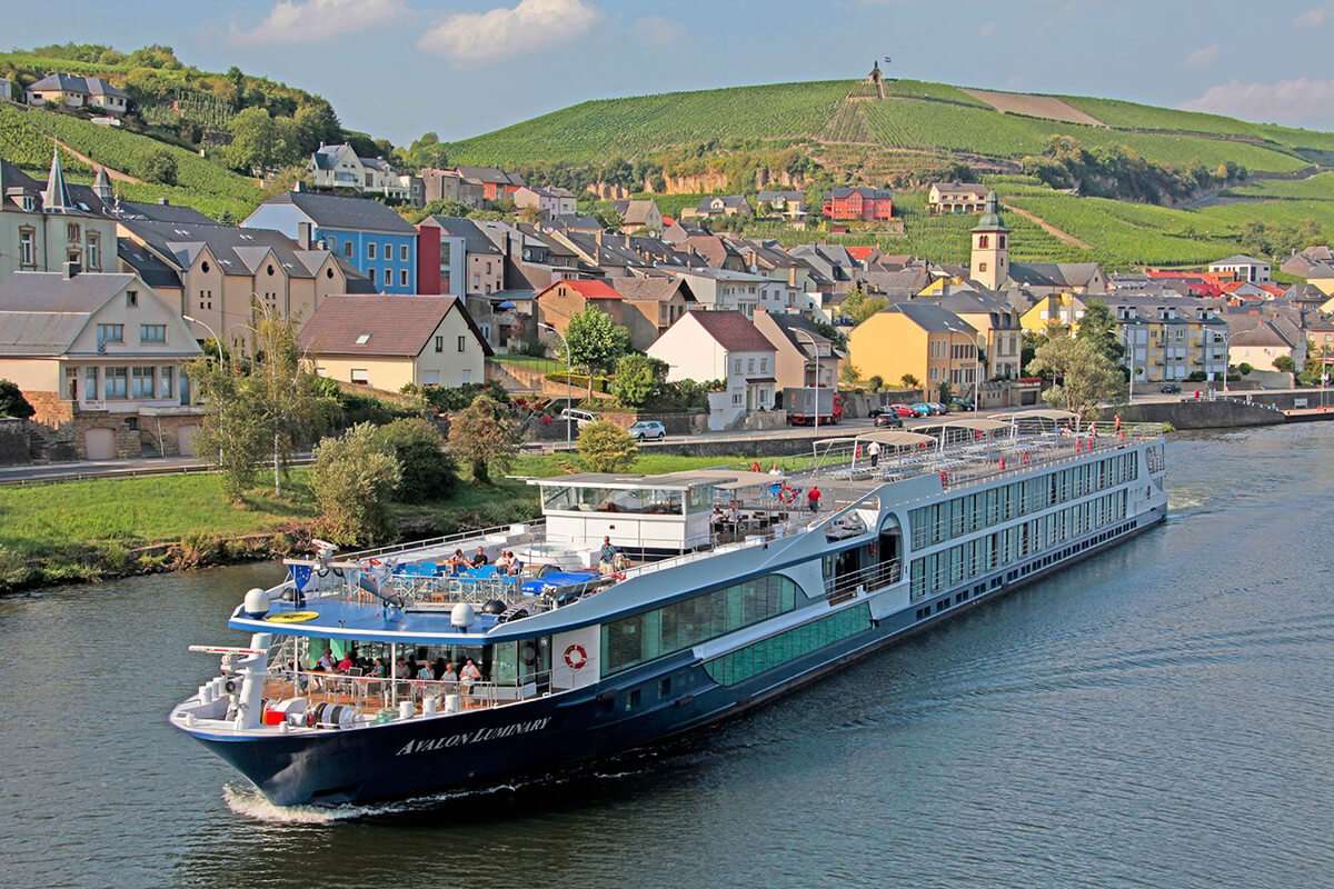 What is a river cruise and what can you expect on one ...